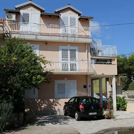 Ajdukovic Apartamento Vodice