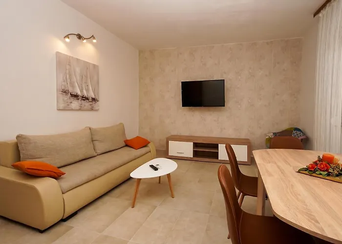 Apartamento Ajdukovic *