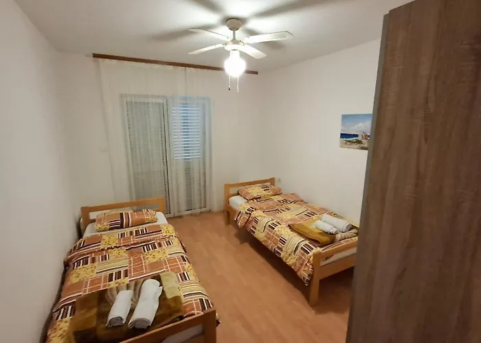 Apartamento Ajdukovic *