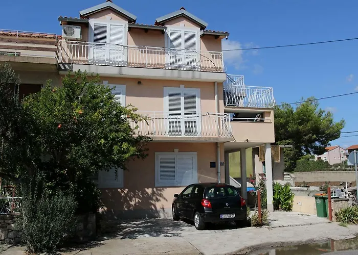 Ajdukovic Apartamento Vodice